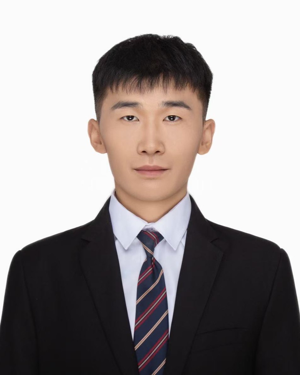 ​2025级硕士  张安琦
